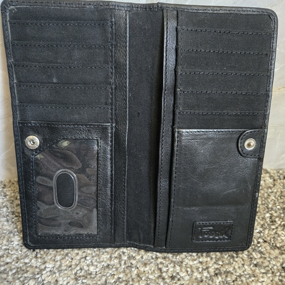 Fossil Black Leather Clutch Wallet - Picture 4 of 5